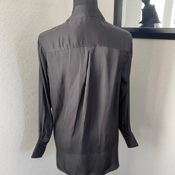 NWT OLD NAVY Black Satin Loose Fit Oversized Boyfriend Button Down Blouse XS/S - Picture 8 of 14